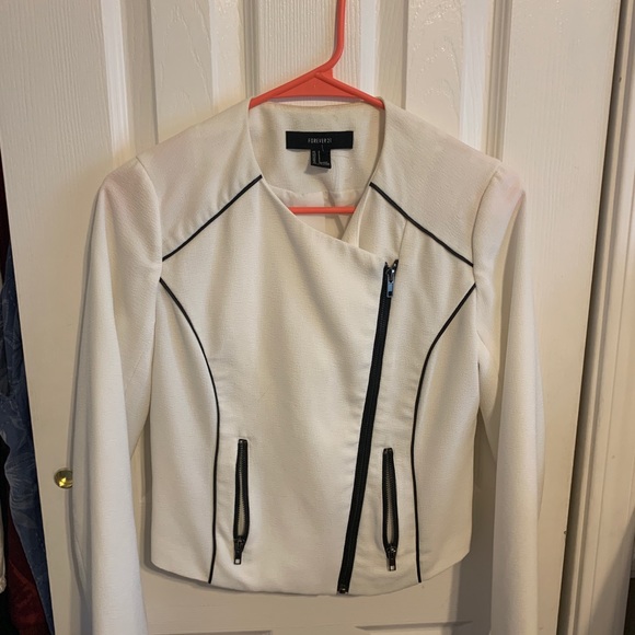 Forever21 Jacket - Picture 1 of 3